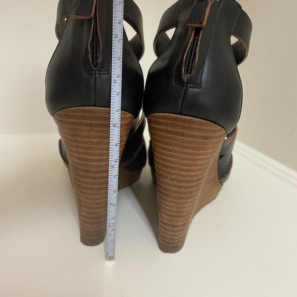 Cole Haan Wedge Sandal Size 8 - Picture 4 of 5